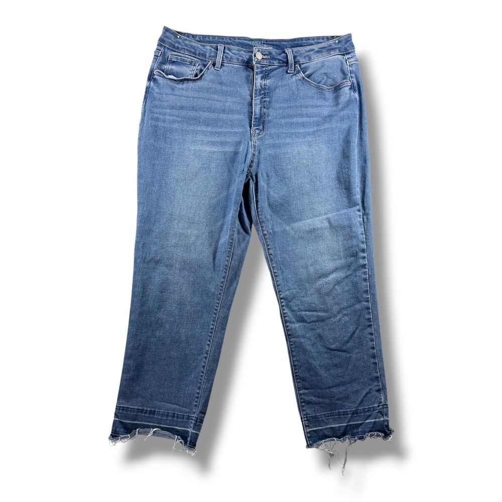 Time and Tru Womens High Rise Medium Wash Raw Hem Straight Leg Jeans Size 18